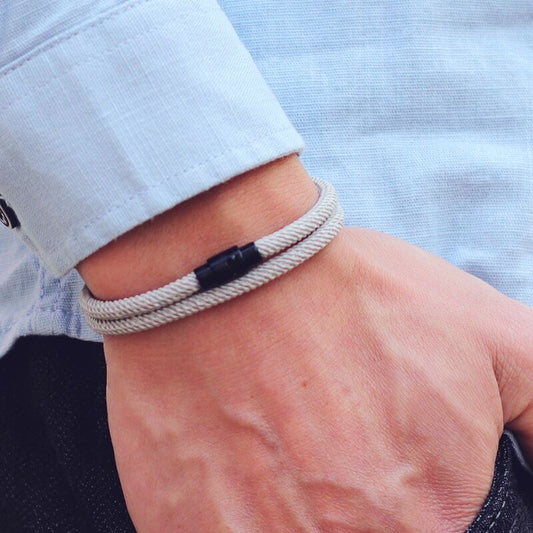 Moderne minimalistische armband voor mannen