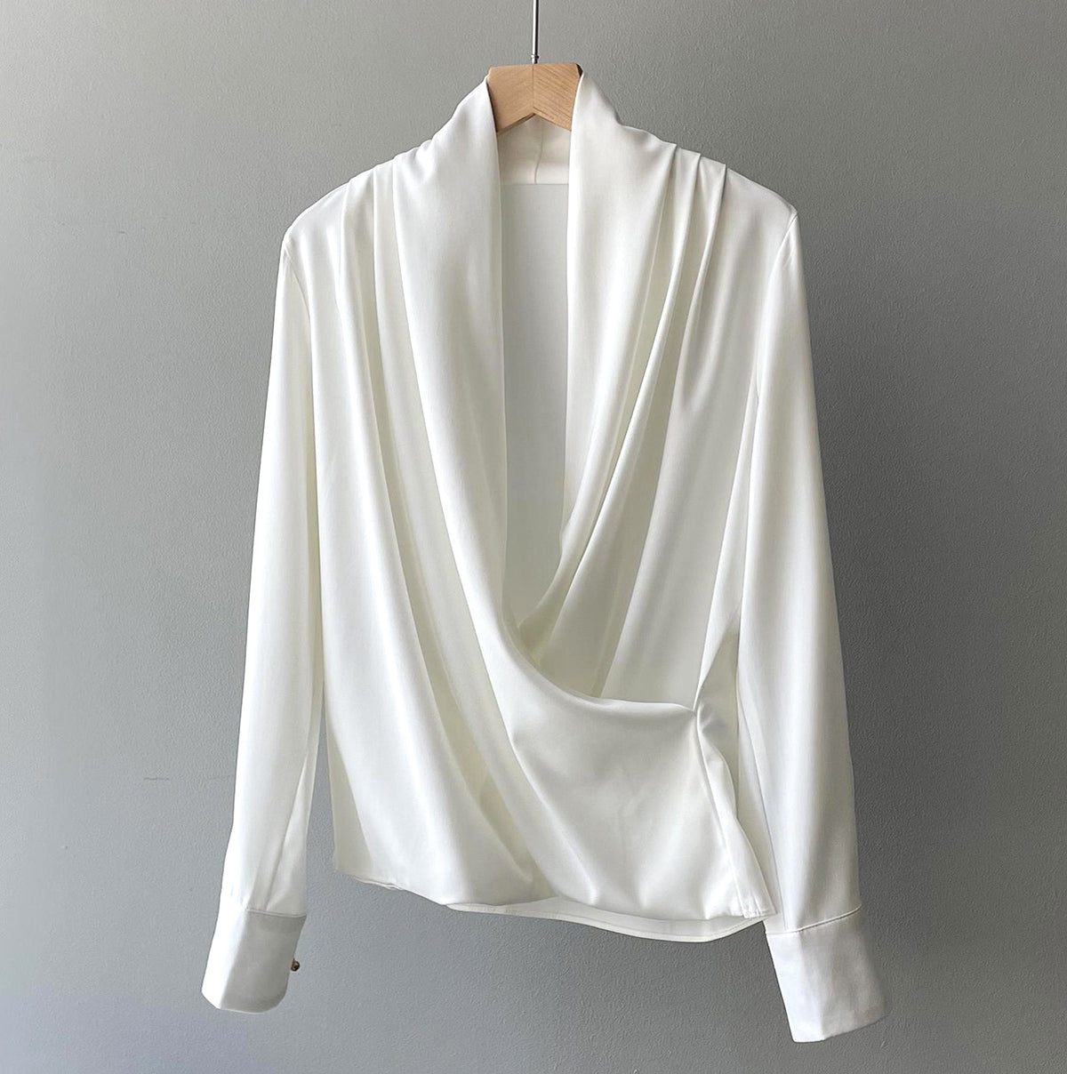 Anouk - Luxe Satijnen Blouse voor Dames