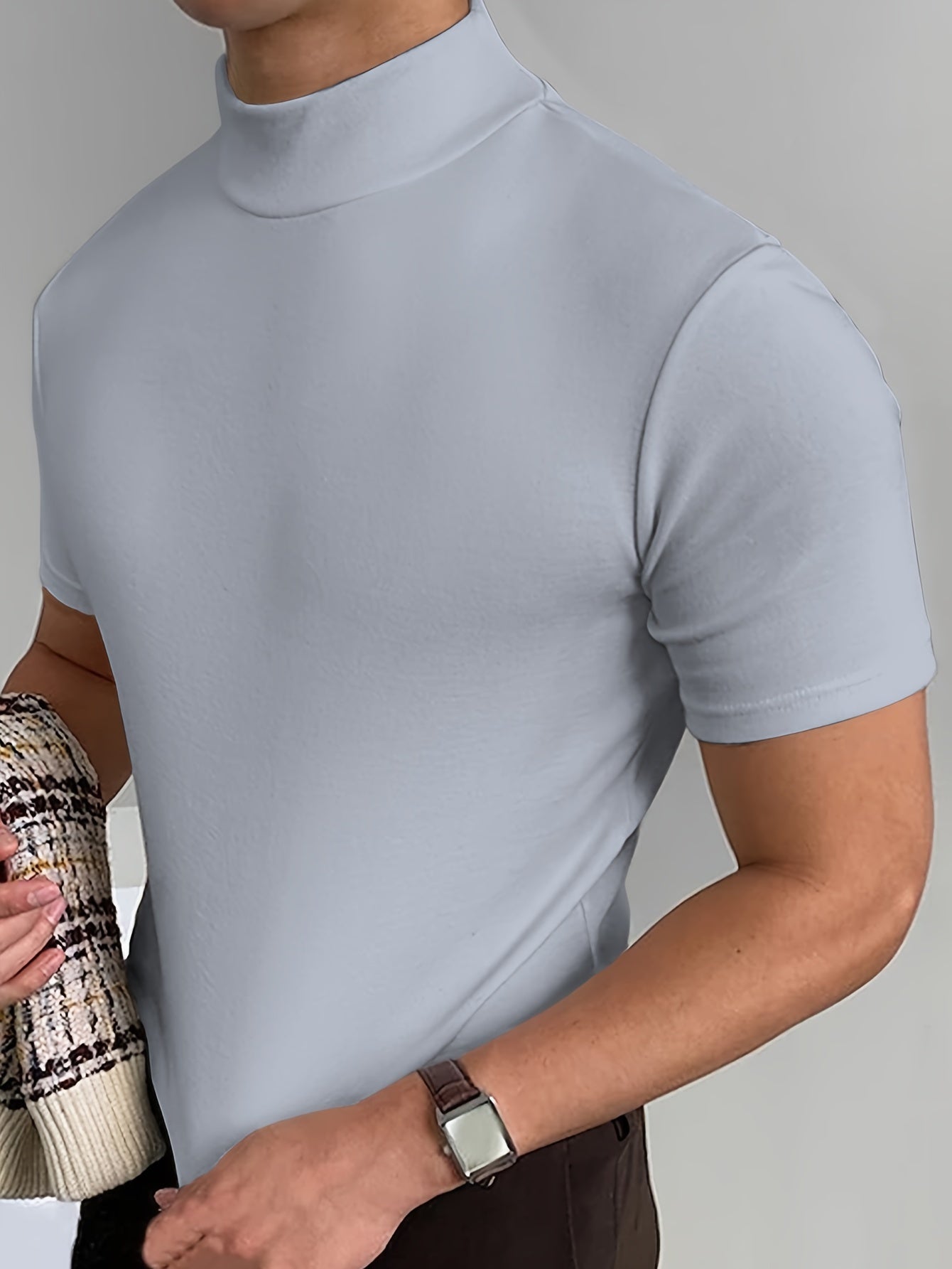 Elegant Stretch-T-shirt Voor Heren Met Hoge Hals